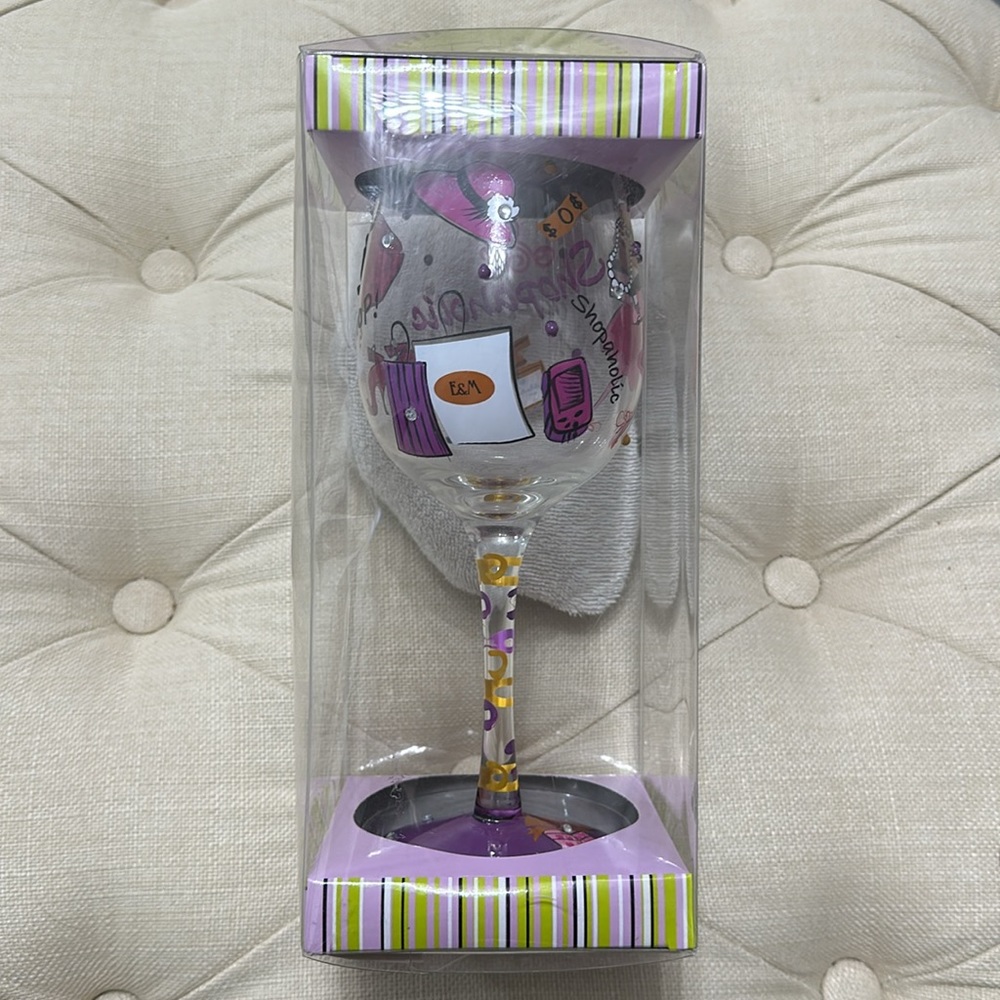 Minz Shopaholic Wine Glass - Picture 3 of 6